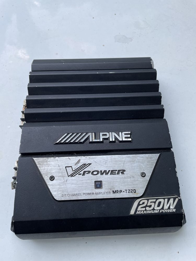 Продам автомобільний підсилювач усилитель Alpine