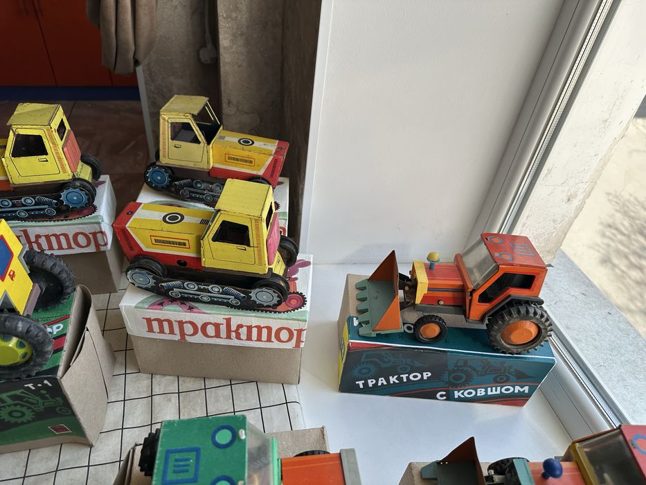 Ігрушка ссср Трактор