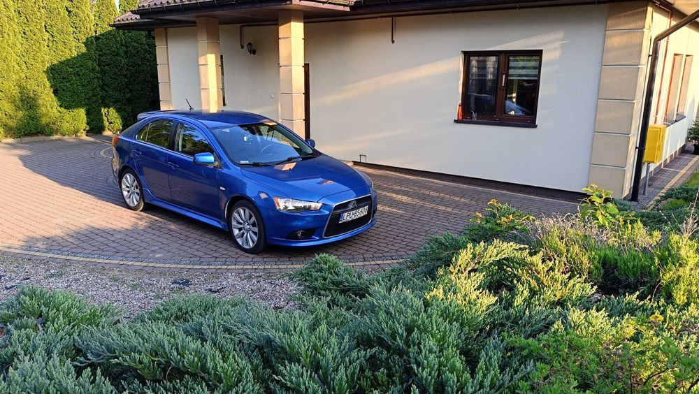Mitsubishi Lancer