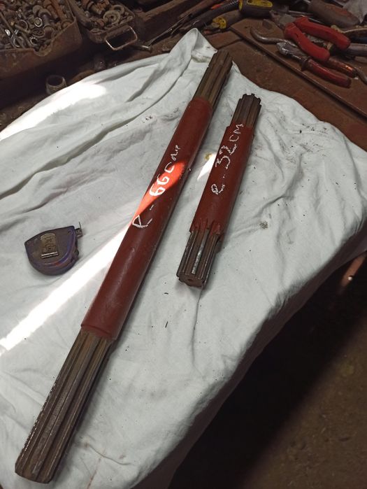 Круглий вал  стальний