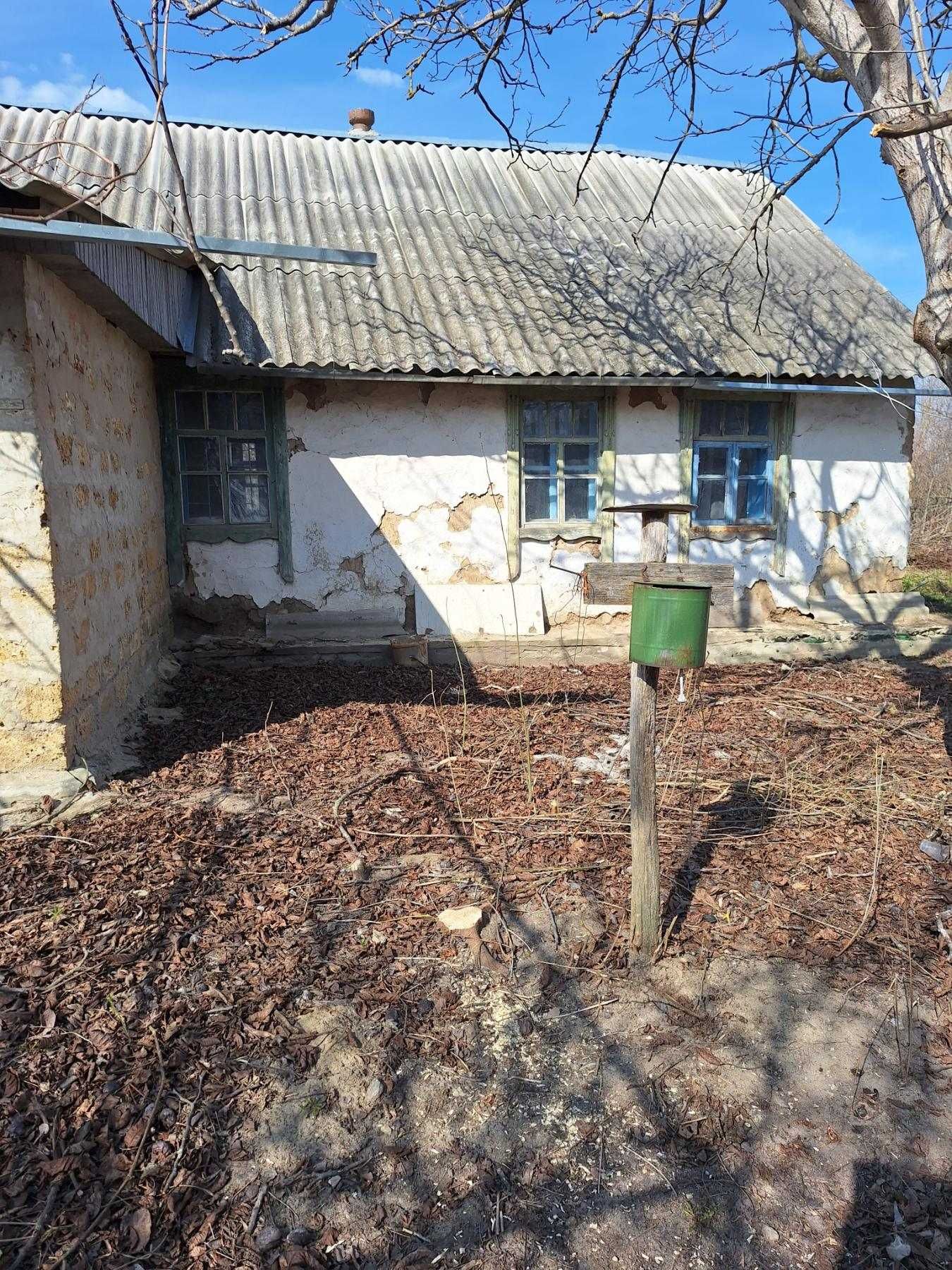 Продаю хату в селі Півні за адресою вулиця Горького 70