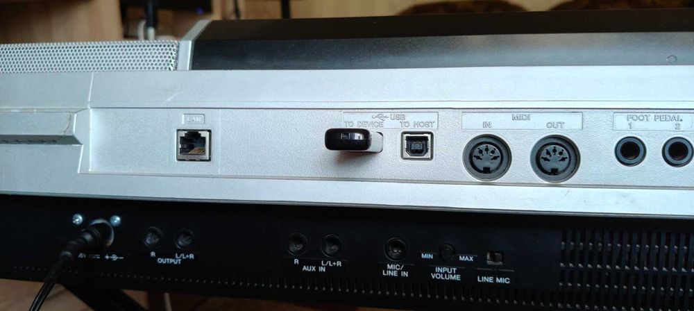 Робоча станція  синтезатор Yamaha PSR S910 (обмін)