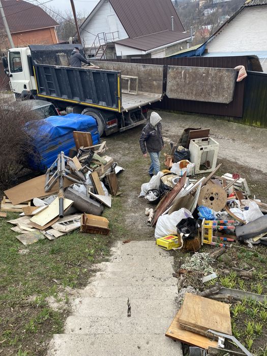 Вивоз строительного мусора хлама КамАЗ 3200. Зил 2500