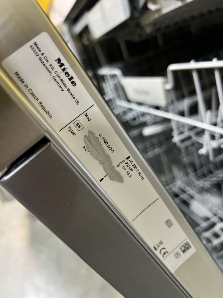 Найновіша посудомийка Miele G 5350 SCVi.  Авт. Відкривання. 24 рік