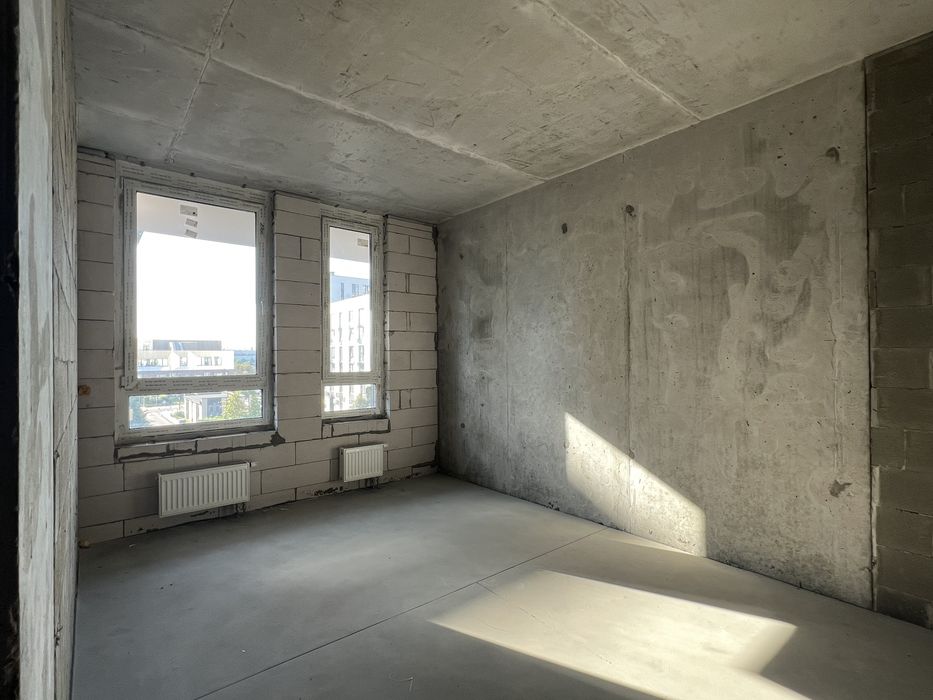 Продаж двокімнатна кв. в ЖК Файна Таун, з кухнею-вітальнею, не кутова