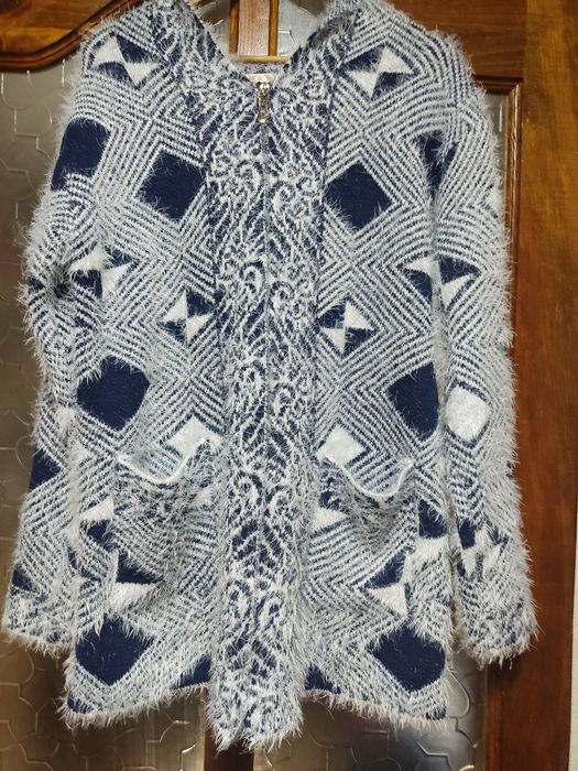 Продам жіночу кофту xl-xxl