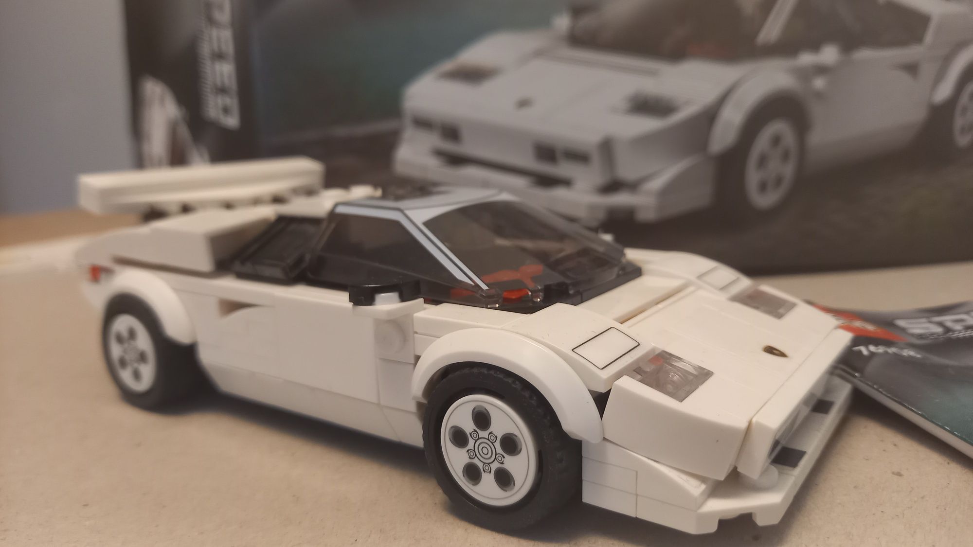LEGO 76908 Lamborghini countach