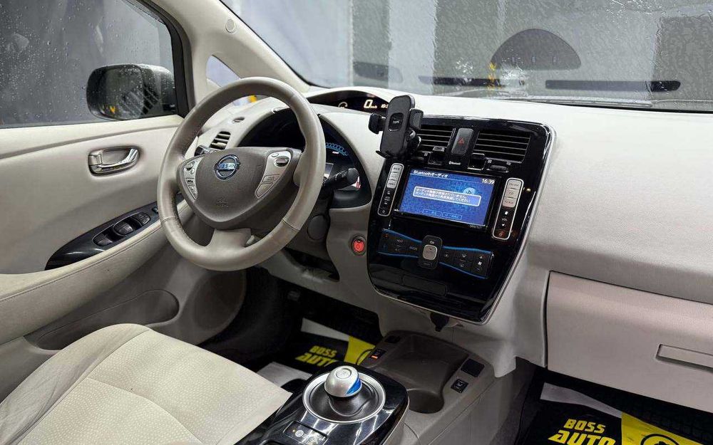Nissan Leaf 2013