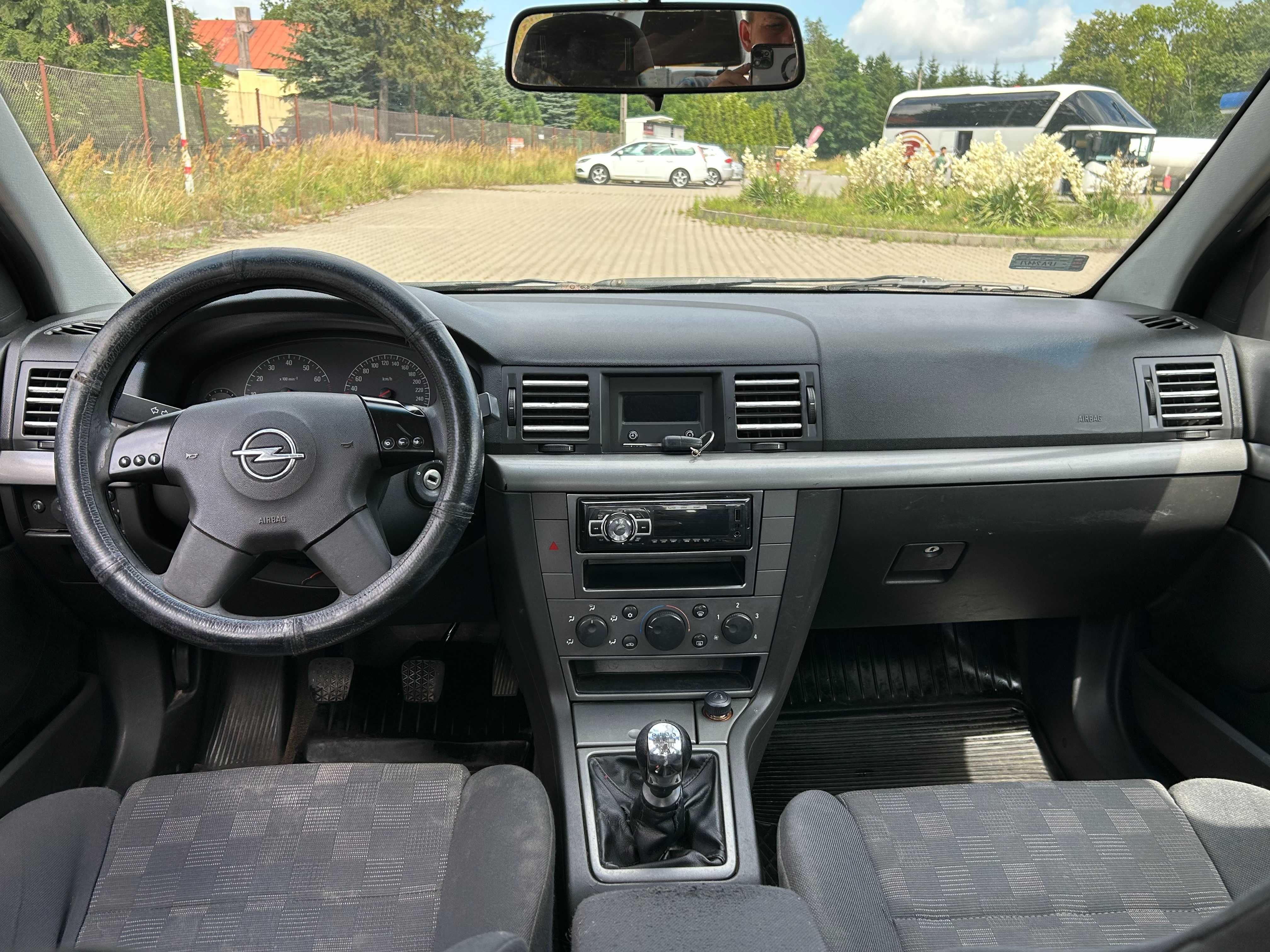 Opel Vectra C*1.8 LPG**