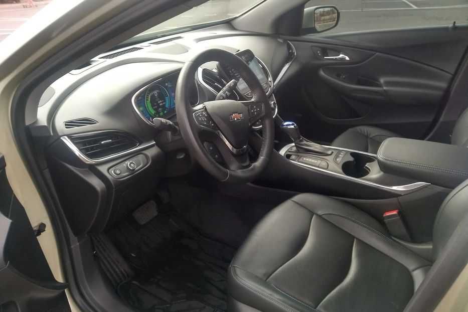 Продам Chevrolet Volt Premier 2017