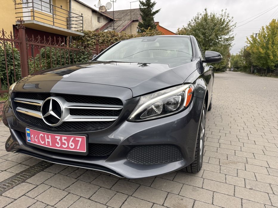 Продам мерседес С300 4matic 2016 рік