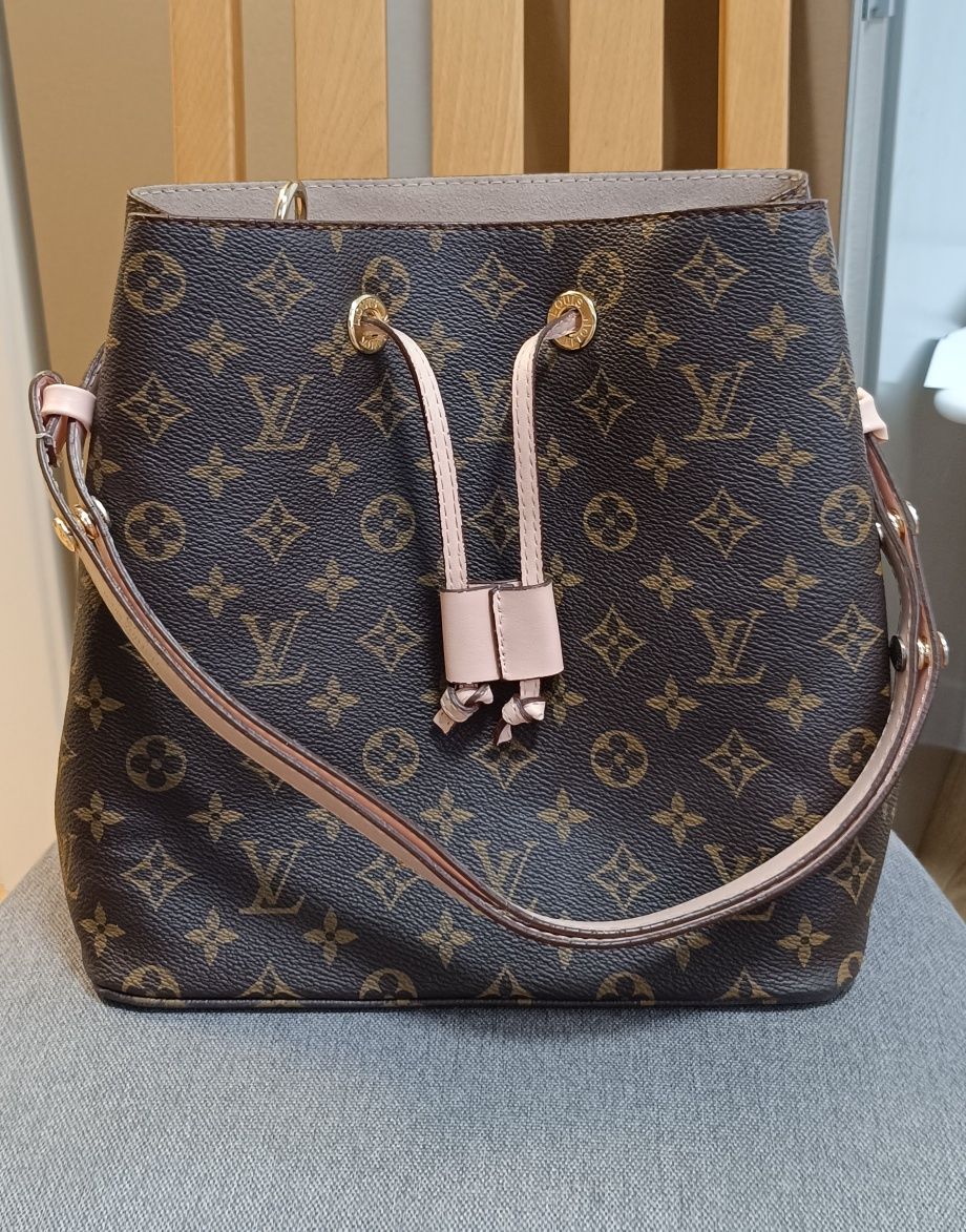 Сумка Louis Vuitton