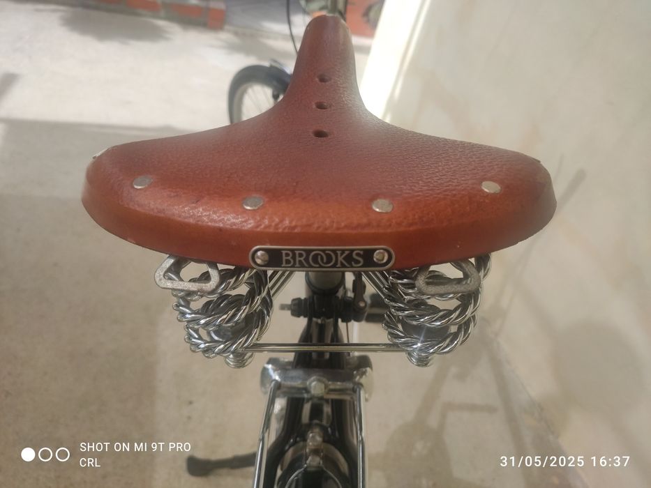 Bicicleta antiga raleigh