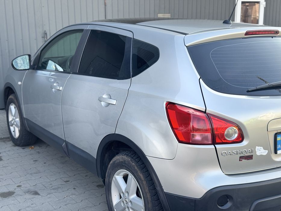 NISSAN Quashqai 1.5 дизель  2009рік