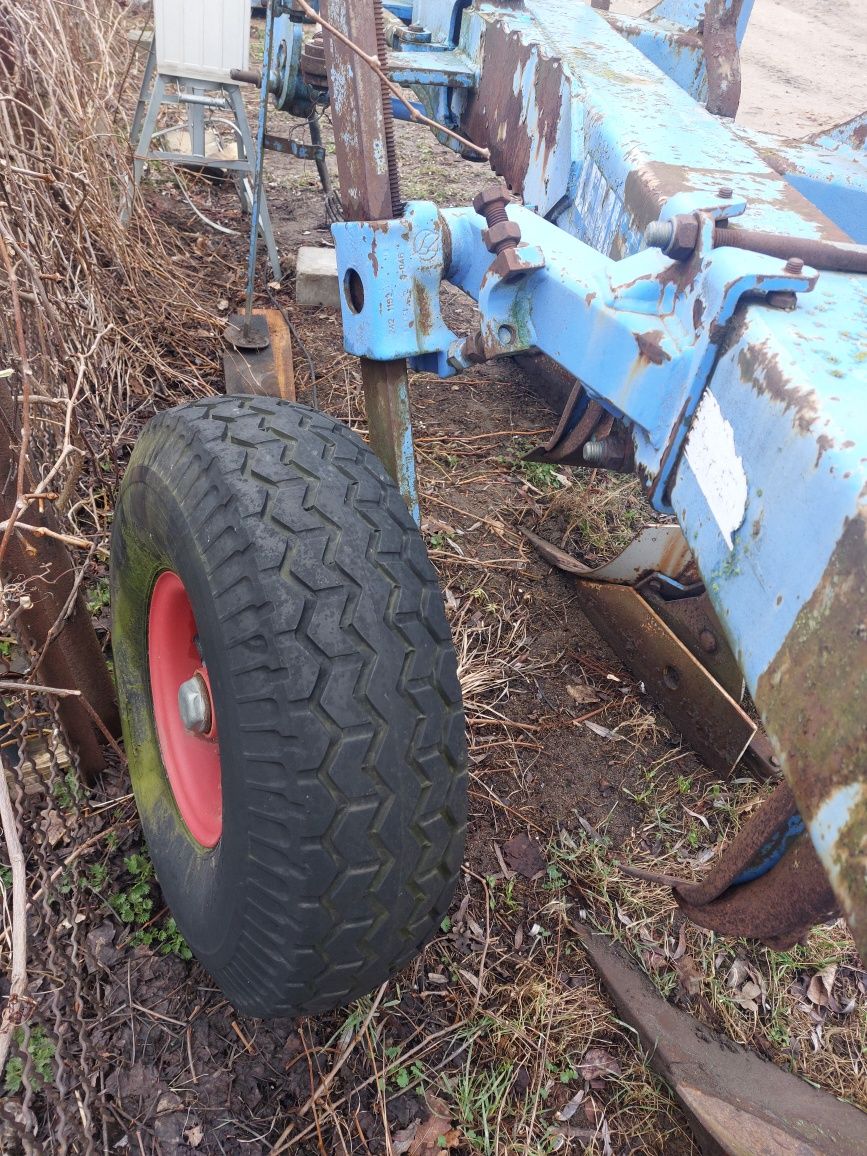 Pług obrotowy 3 skibowy LEMKEN OPAL  180