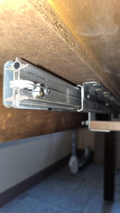 Stół masywny cięzki rozkładany 150x90
