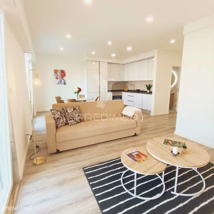 Apartamento T3 Em Benfica Renovado