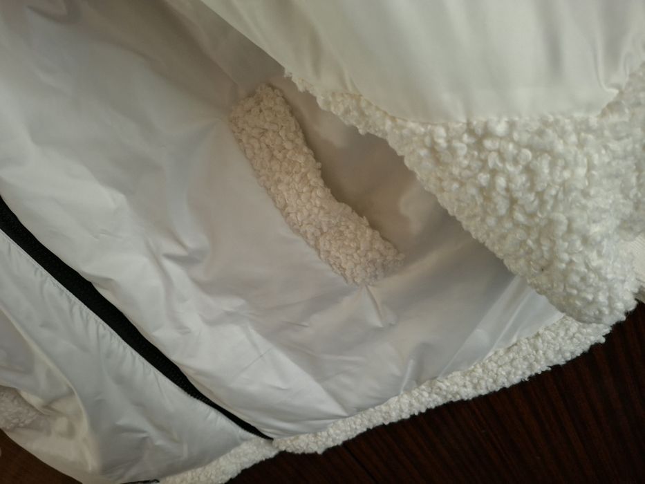 Жіноча демісезонна куртка