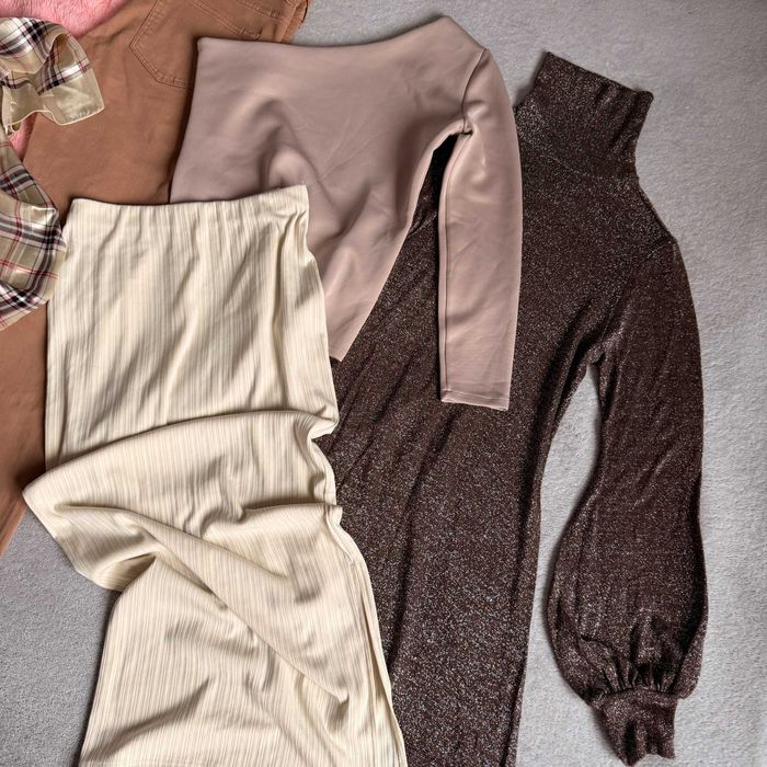 ЛОТ набор одежды S-M, кофта, платье, джинсы, юбка, платок, панамка