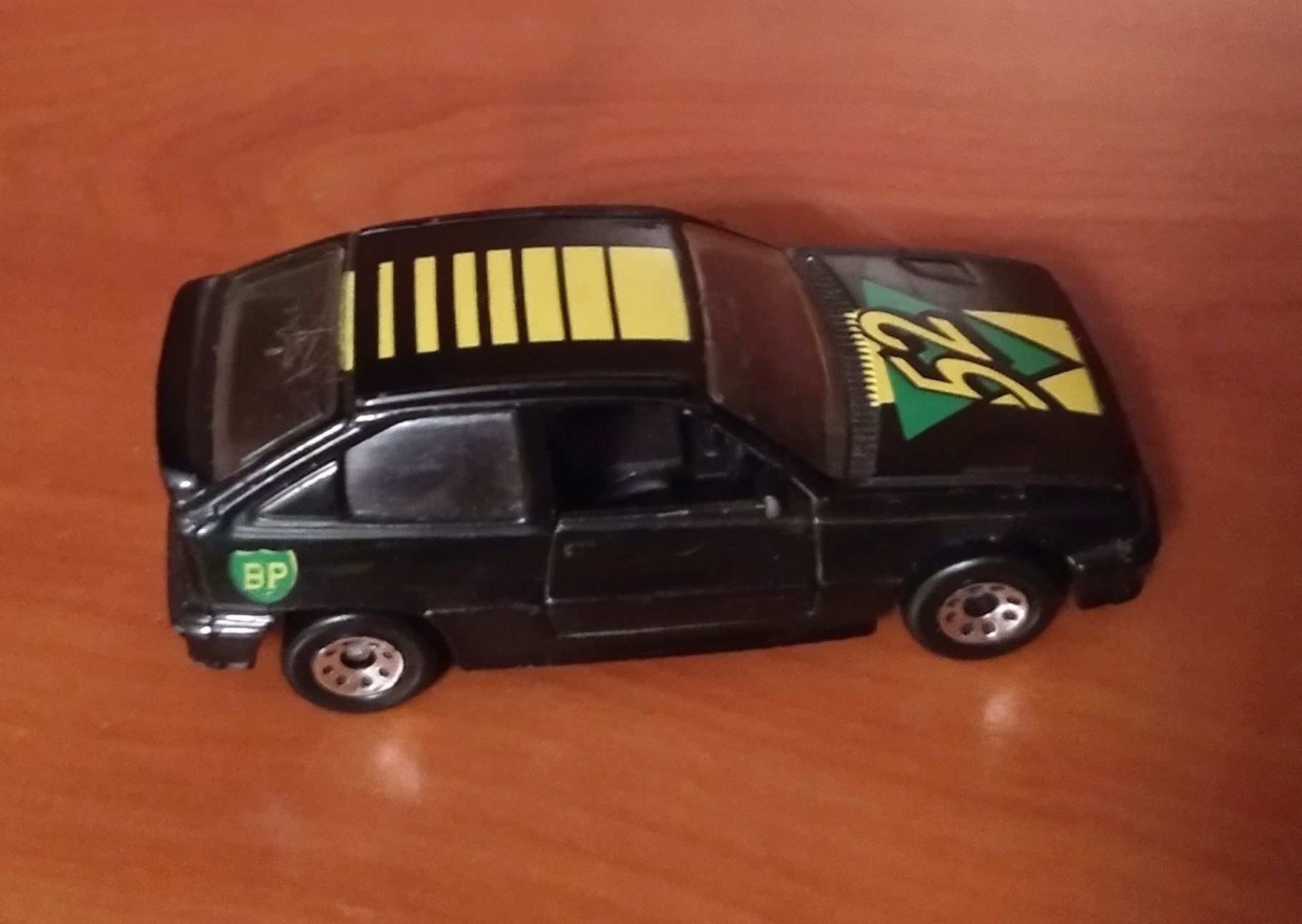 Miniatura vintage - Opel Kadett GSI - Matchbox