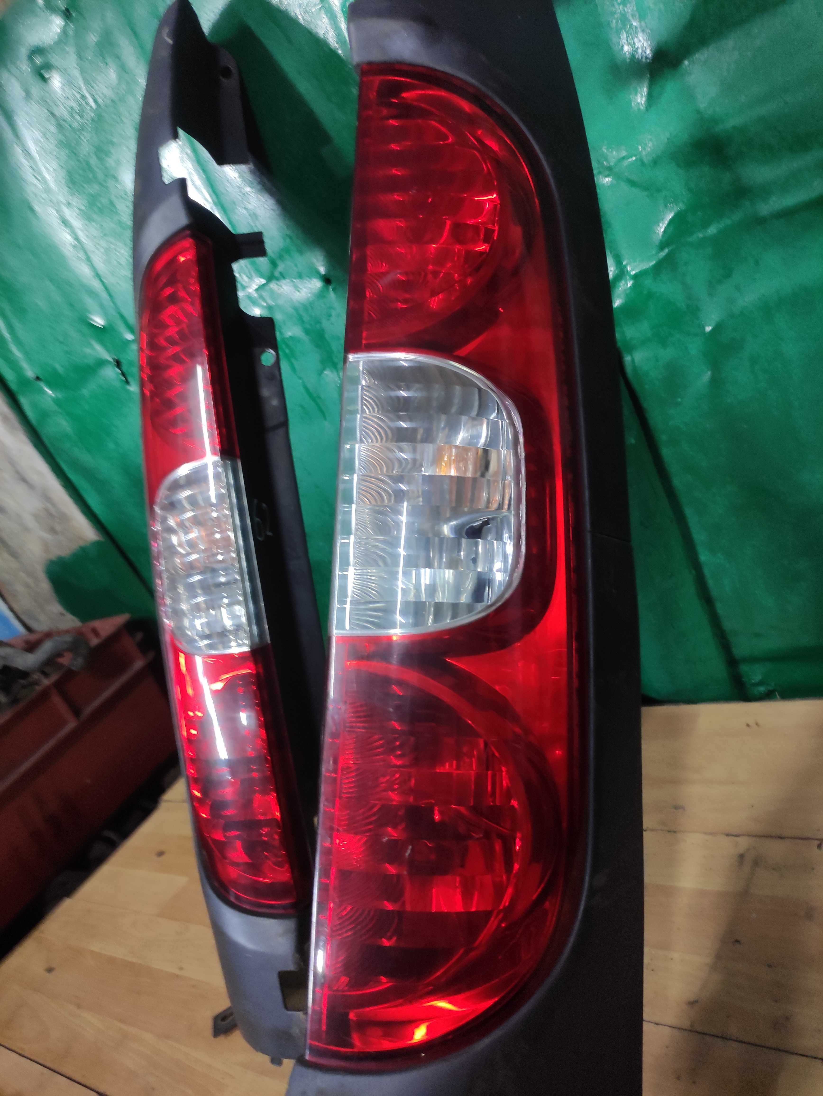 Стопи Fiat doblo 51755145 фонар Фіат добло фанар фари фиат