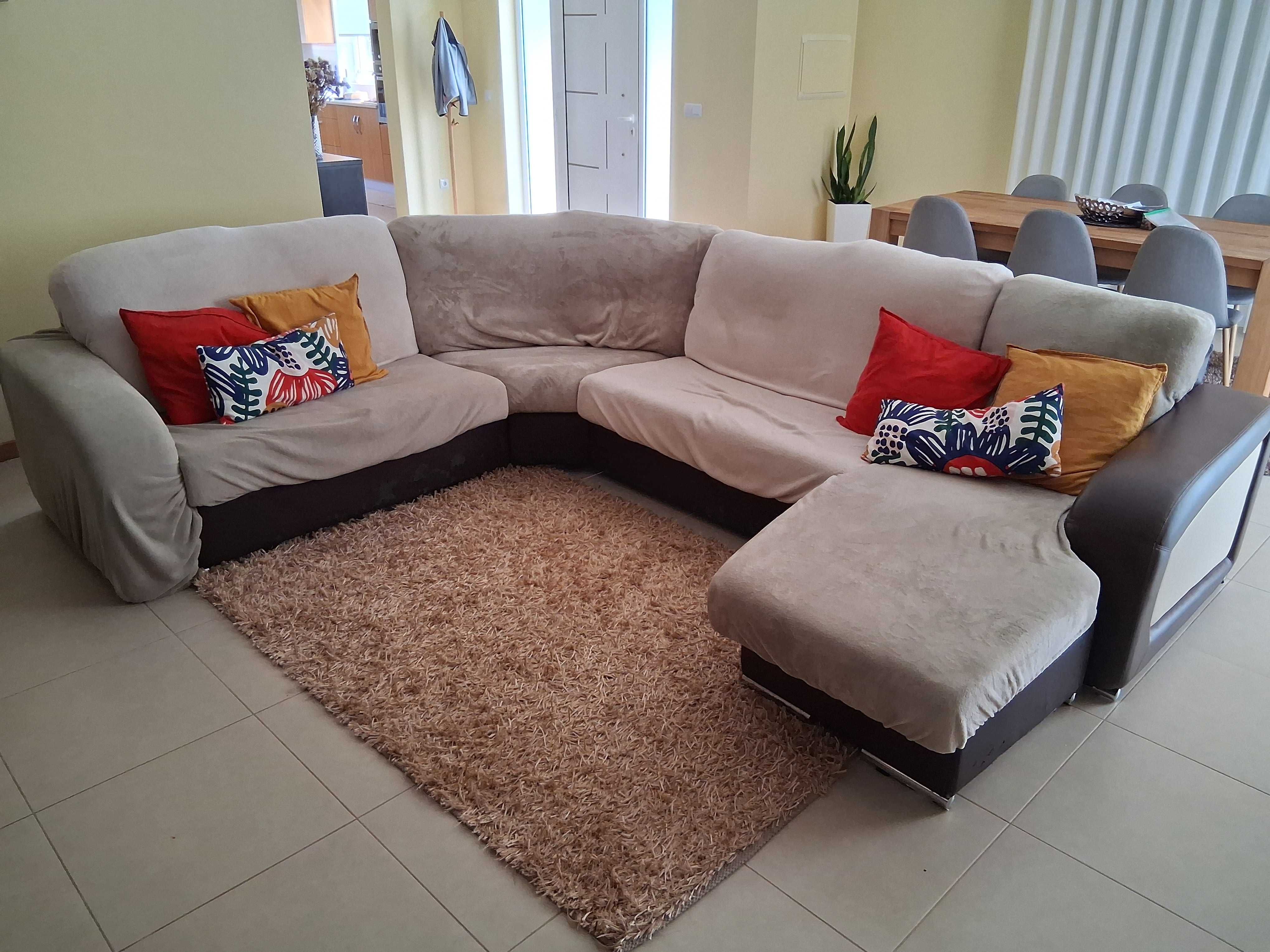 Sofá chaise longue castanho e vege