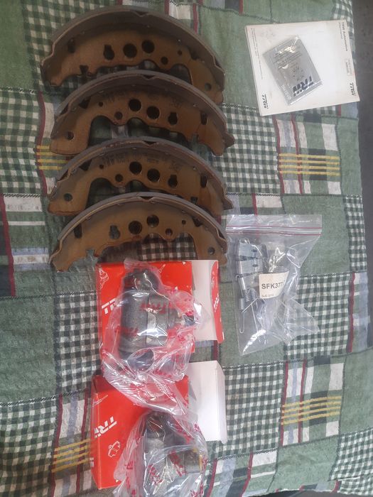 Zestaw szczęki cylinderki tył Suzuki Grand Vitara