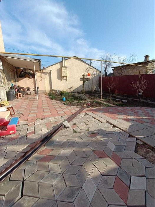 Продам 2-х этажный дом на Черемушках. Ремонт.