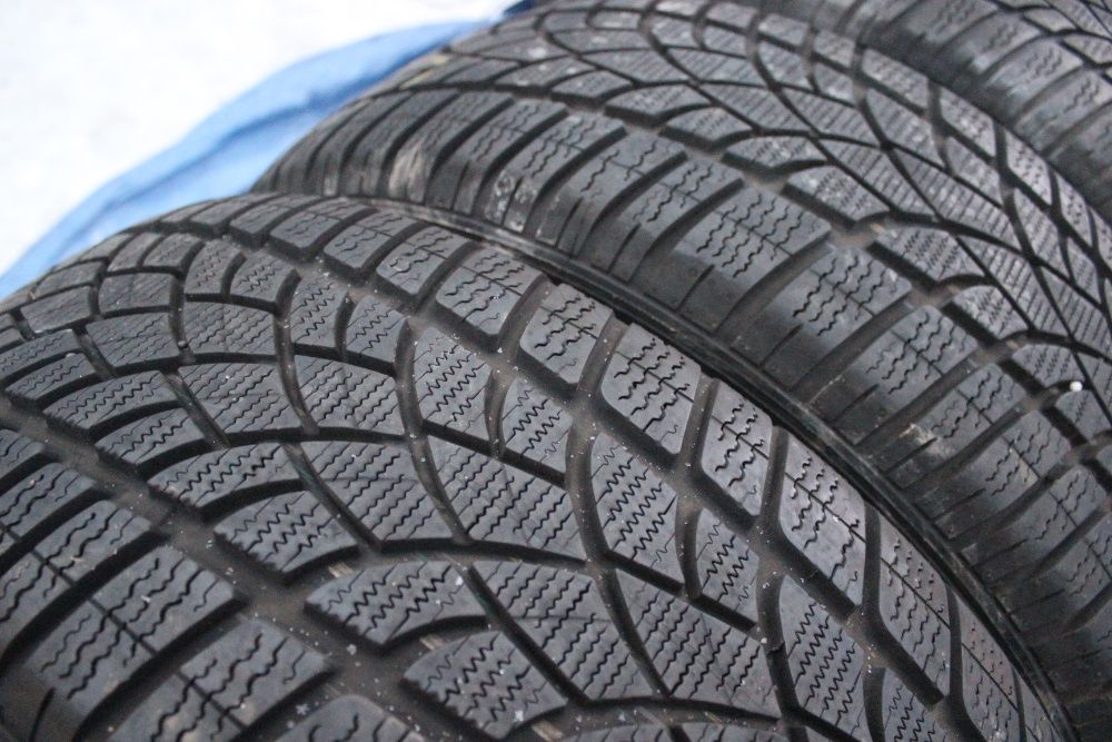 235-50-R19 DUNLOP SP WINTER зимняя резина шины  2 штуки GERMANY 2022
