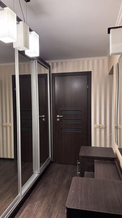 Сдам 2к квартиру Центр,ул Защитников Николаева( Декабристов).