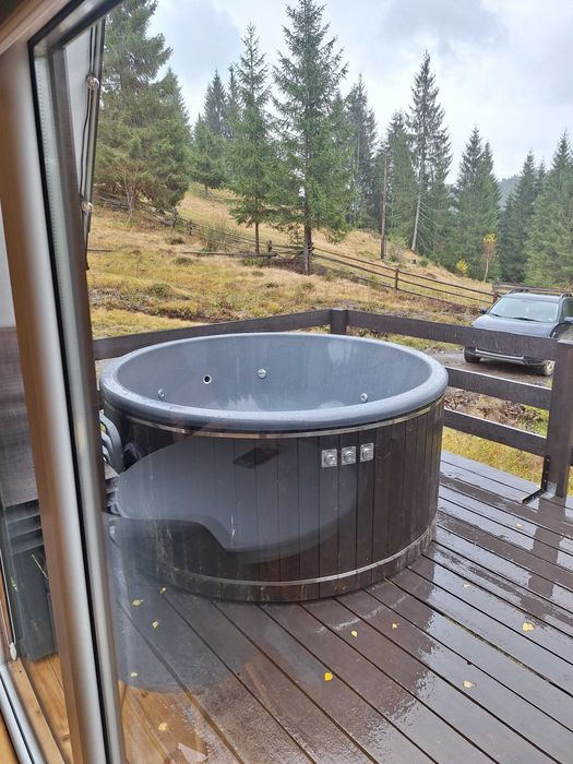 Житло в Карпатах. ' Ніч в Карпатах'