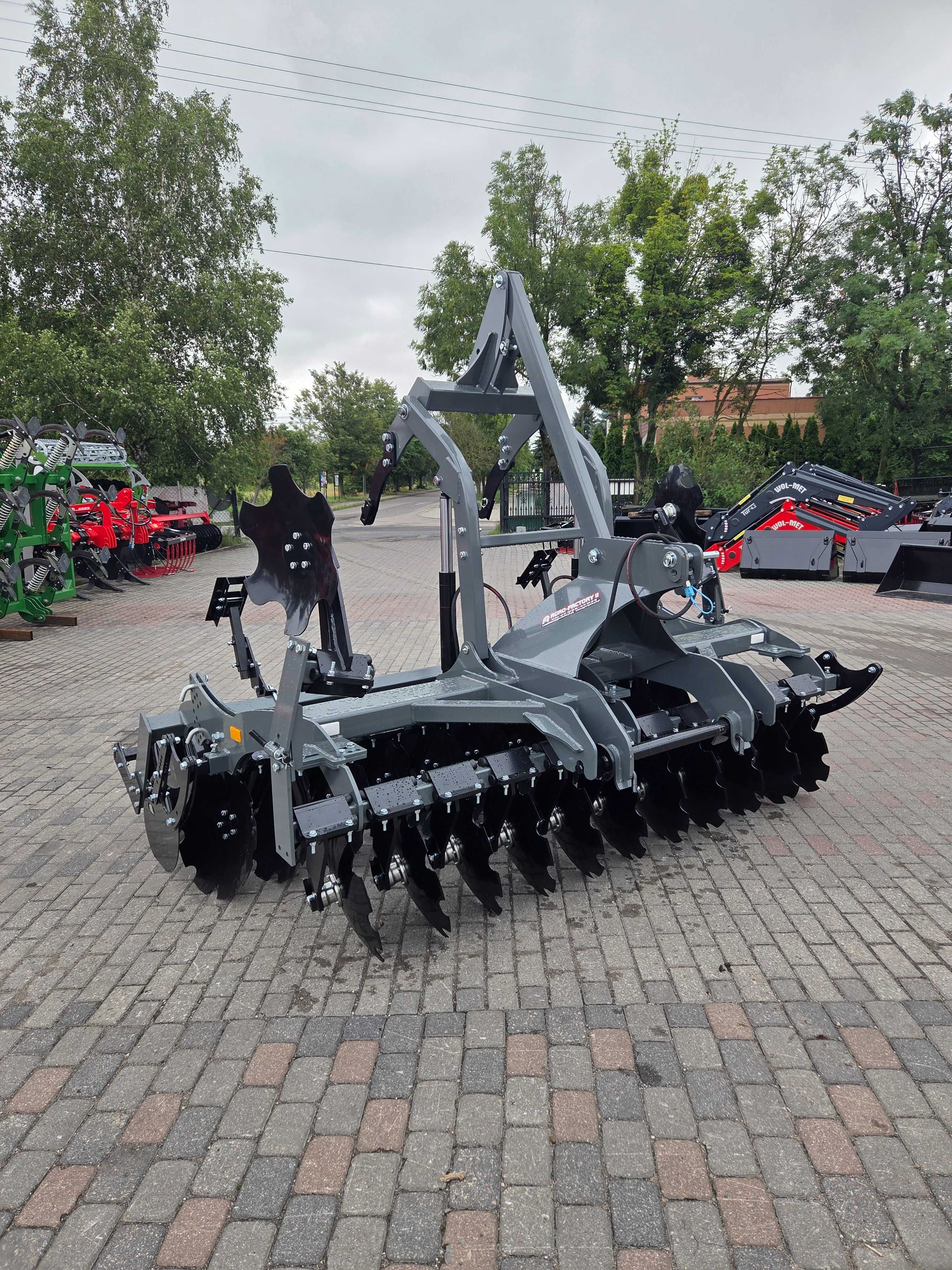 OD RĘKI! Agregat talerzowy Agro Factory daszkowy AgroMasz Tolmet