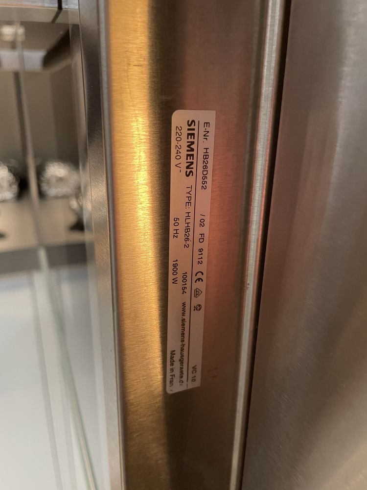 Piekarnik parowy parowar Siemens HB26D552