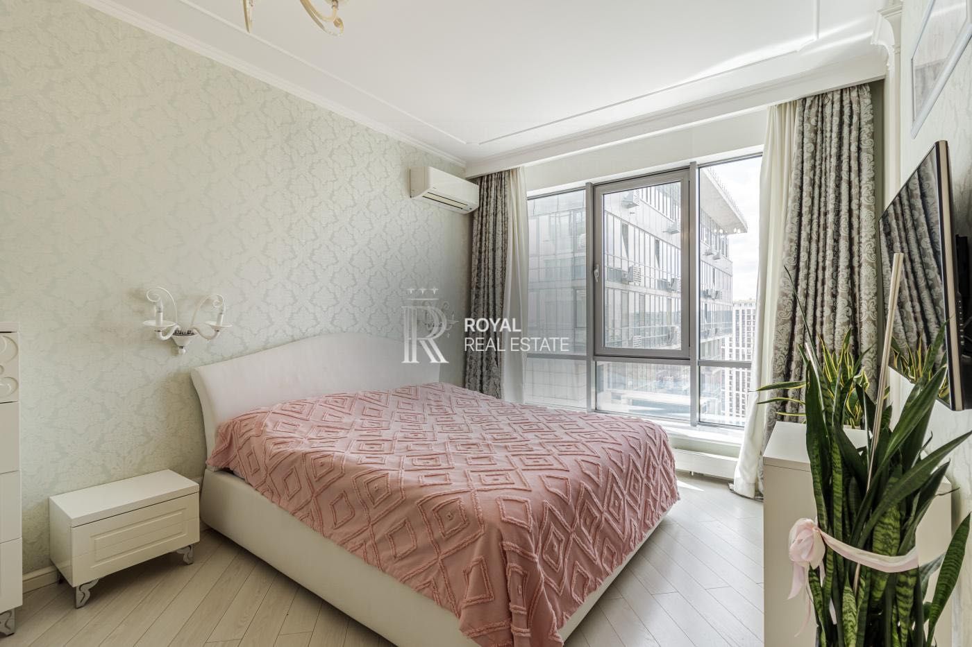 Аренда квартиры Киев 3к 100м2 ЖК "River Stone" Осокорки Дарницкий