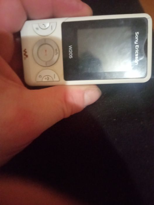 Продам телефон для