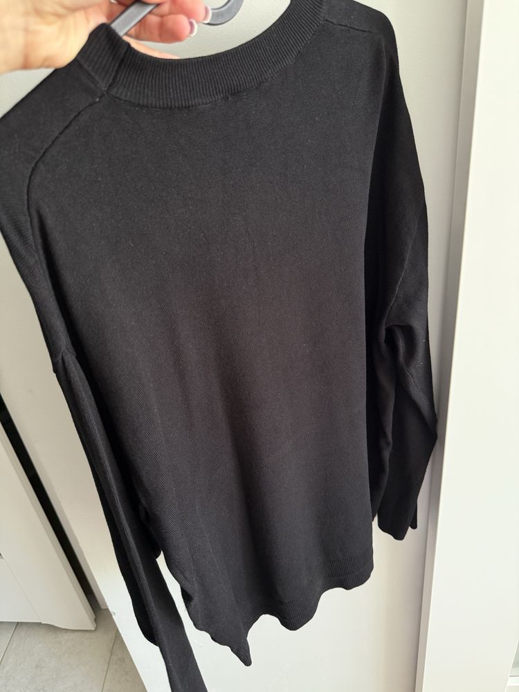 Czarny sweter H&M S