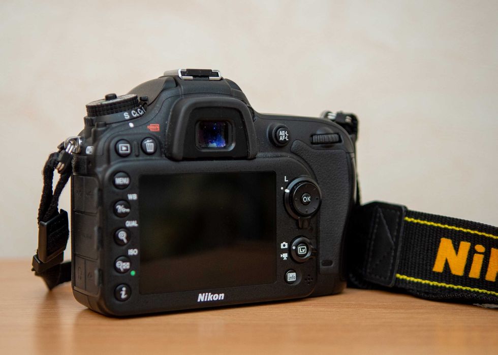 Продам Nikon D7200 — всего 15 928 кадров! boby. Срочно!