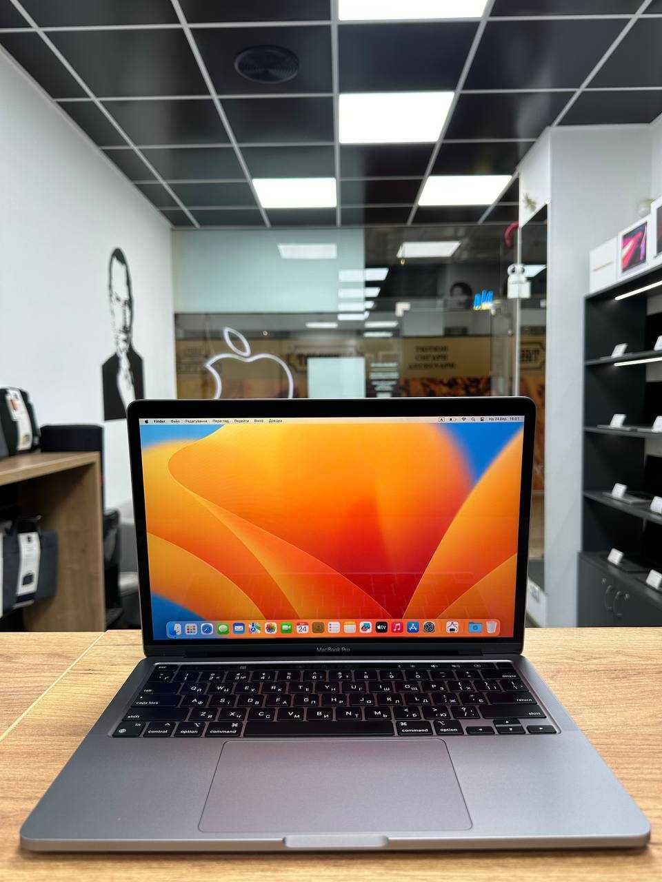 MacBook Pro 2020 M1 Гарантія! M1|8|512 Макбук Стан нового 25 циклів