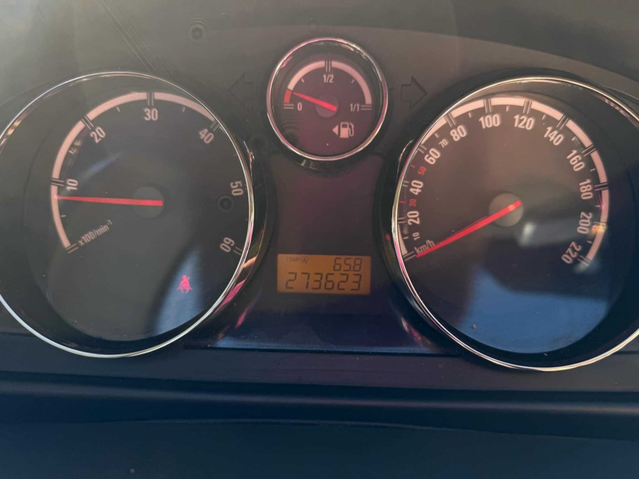 Opel Antara 2.0 TDI 150KM 4x4 • Bezwypadkowy • Tylko 270 000 km!