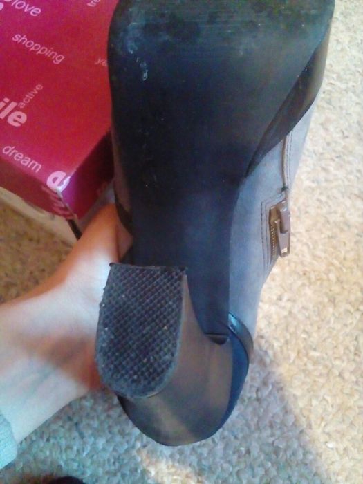 Buty Centro. Stylowe Botki na obcasie rozmiar 38