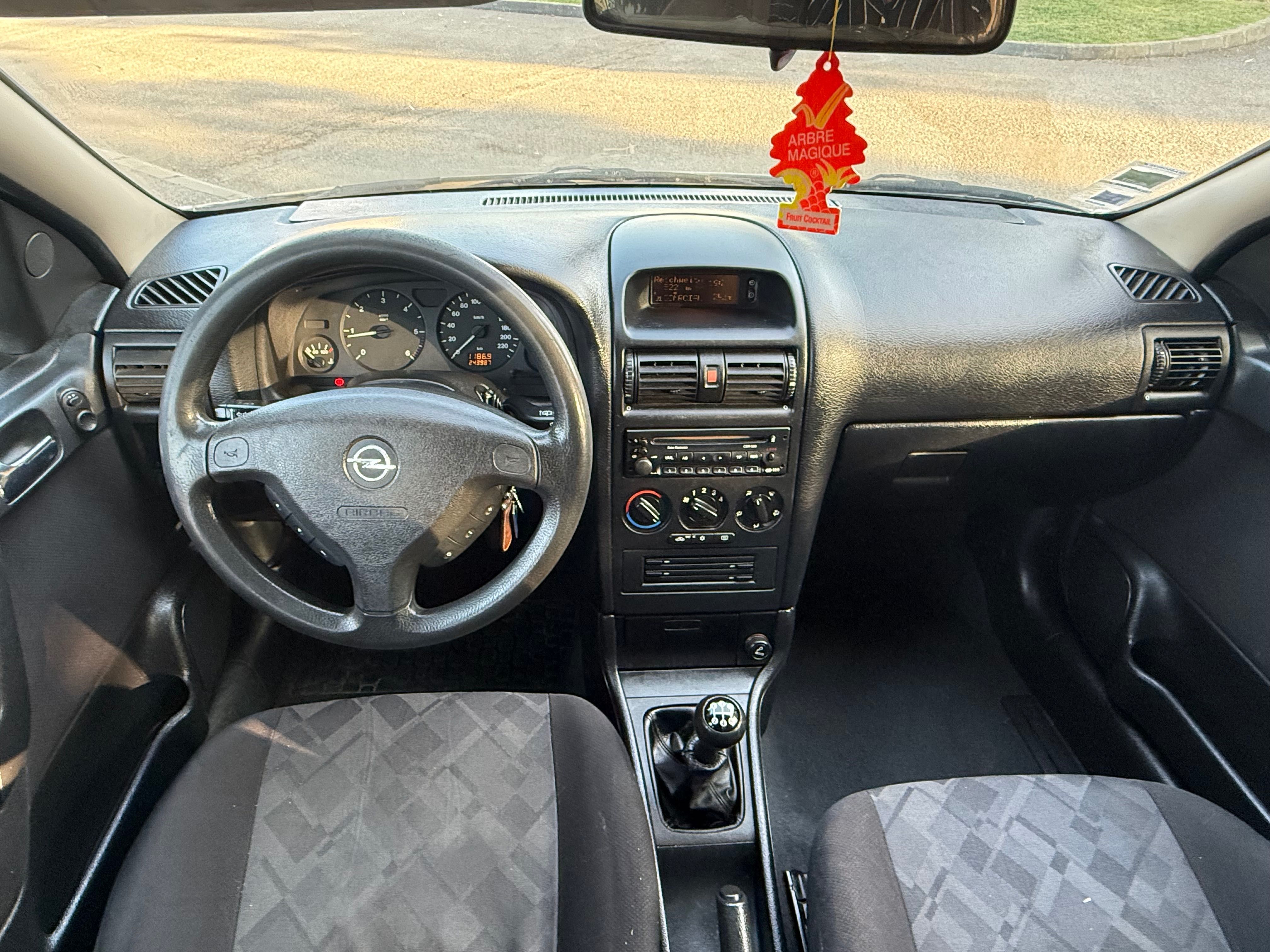 Opel Astra 2.0 - Diesel