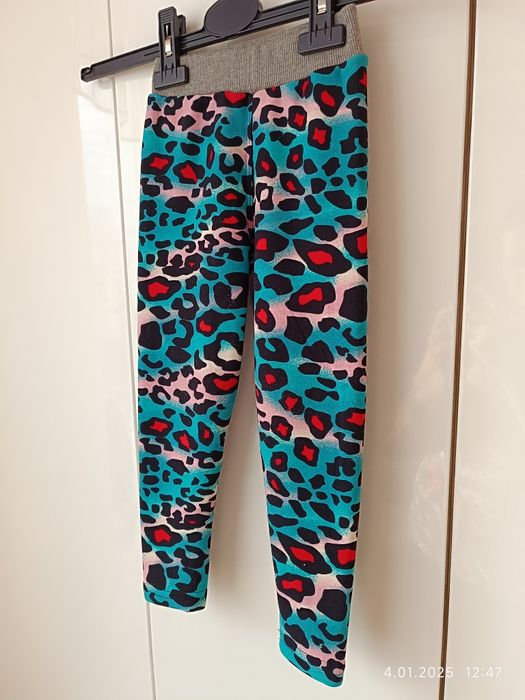 Ocieplane spodnie getry w cętki r 104