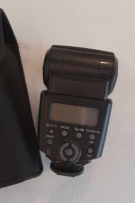 Фотоспалах Canon speedlite 430ex ii