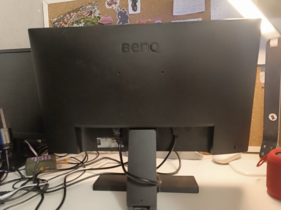 Монитор BenQ GW2480-B . Хорошее состояние
