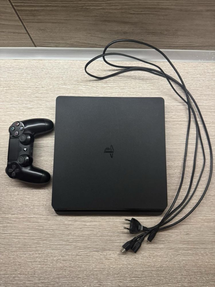 Ексклюзивна модель Fortnite Playstation 4 slim 500gb