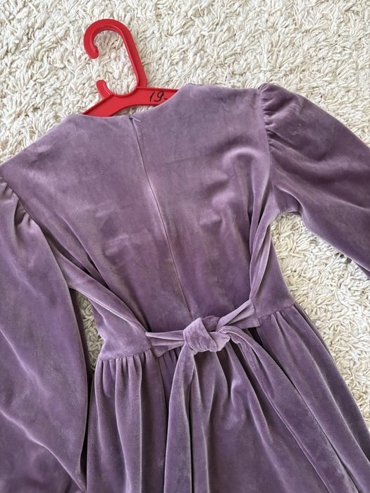 Велюрова сукня для дівчинки