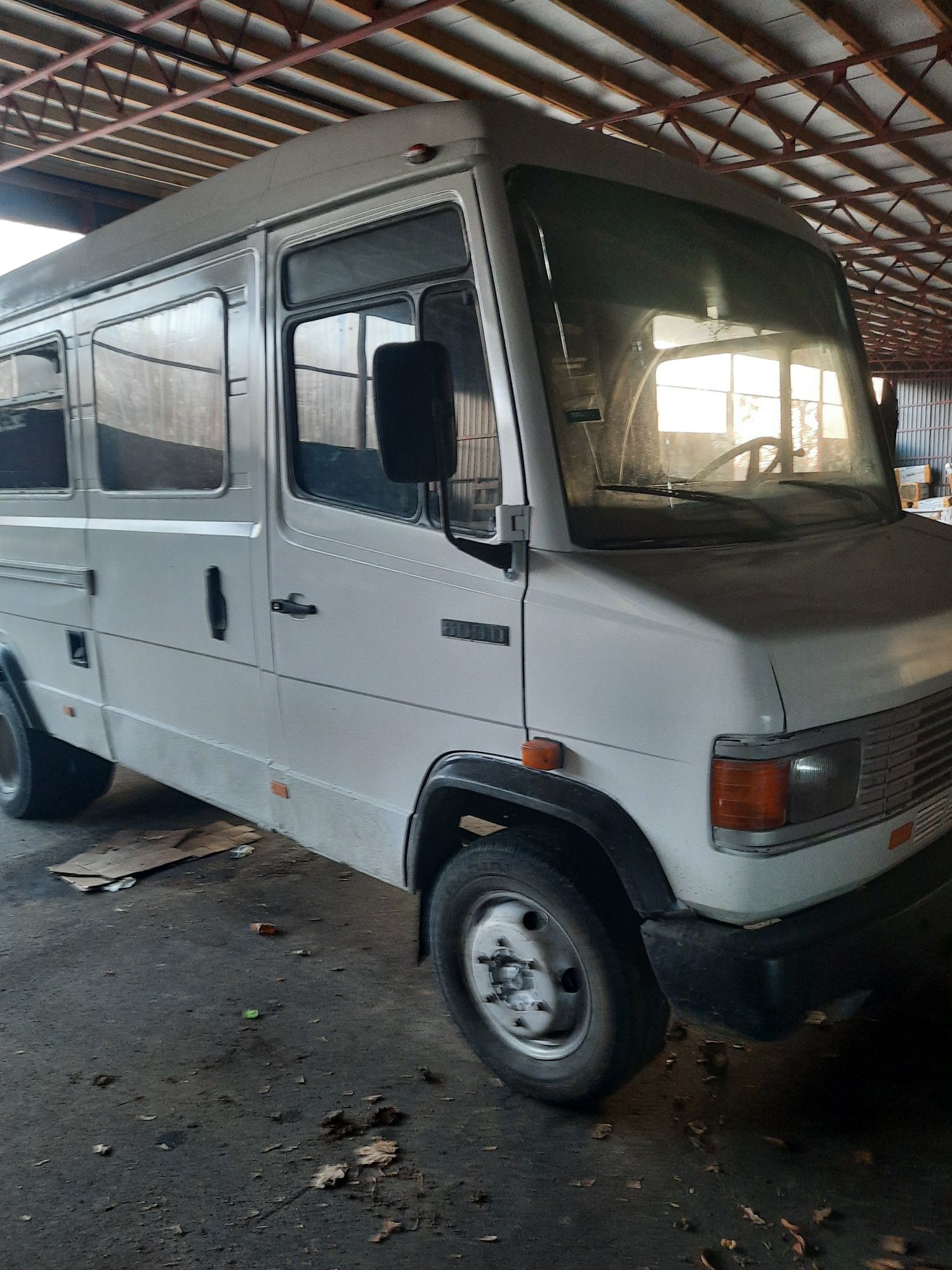 Mercedes 609 4.0 disesel
