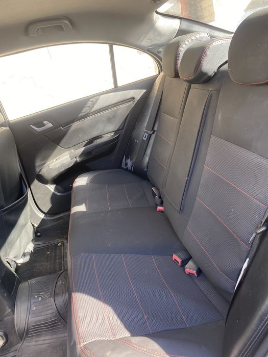 Geely emgrand 7.