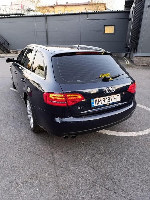 Audi A4 B8 2.0tdi 170сил 2010