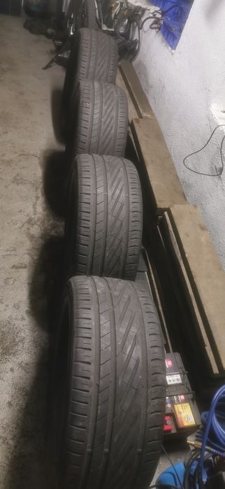 Komplet Letnie opony Uniroyal 235/40/18